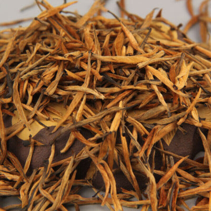 Yunnan Single Bud Organic Tea Golden Needle DianHong Tea Refined Big Leaf Tea