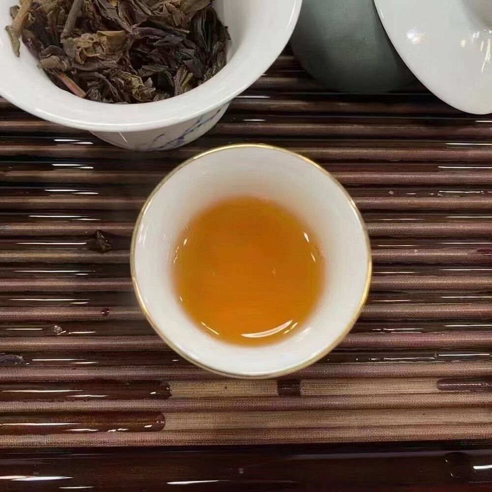 357g Yunnan Old Puerh Tea Cake 2005 Xinghai Banzhang Sheng Pu-erh Tea Pu'er Tea