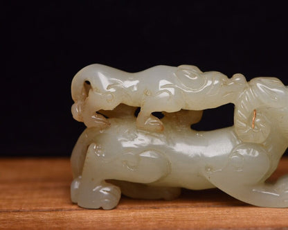 Chinese Natural Hetian Jade Carving Beast Statue Sculpture Unique Exquisite Art