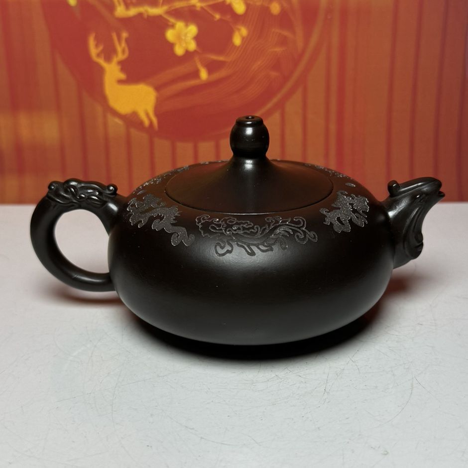 Vintage Chinese Yixing Purple Clay Teapot Zisha Ceremony Carving Collectible Art