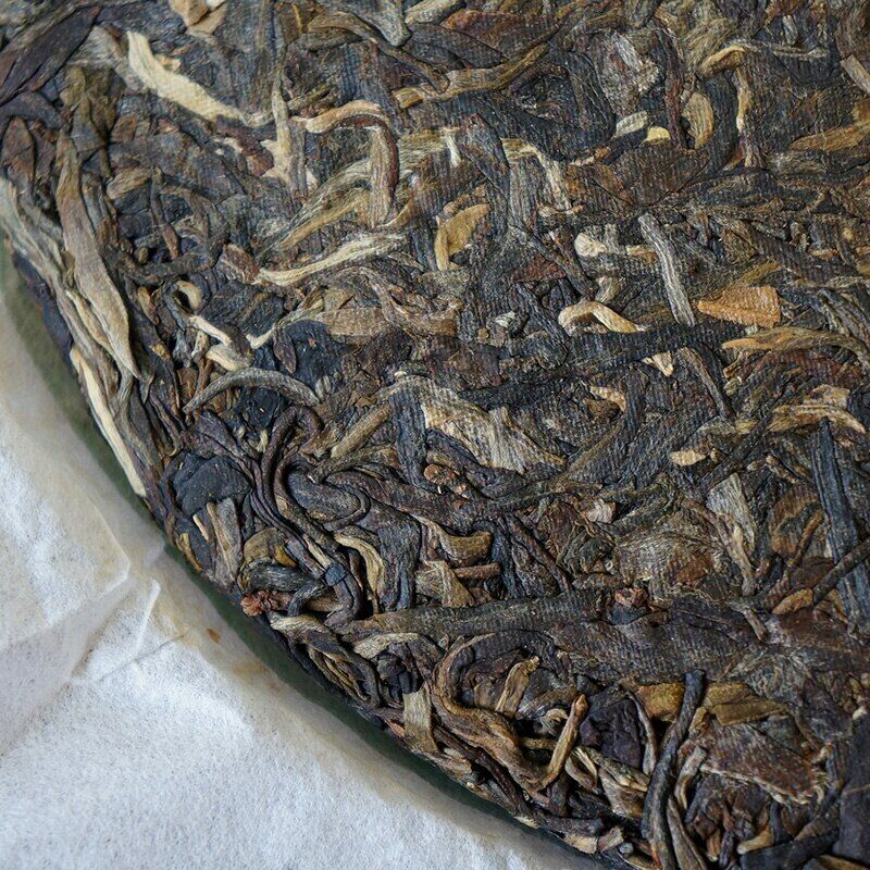 2014/2015 yr Lao Tong Zhi 9948 Raw pu er Tea Yunnan Old Comrade puer 357g