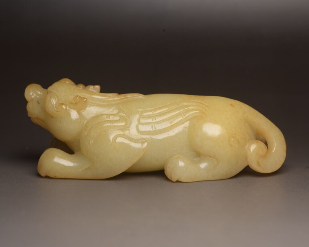 Chinese Natural Hetian Jade Carving Beast Statue Nice Figurines Collection Rare