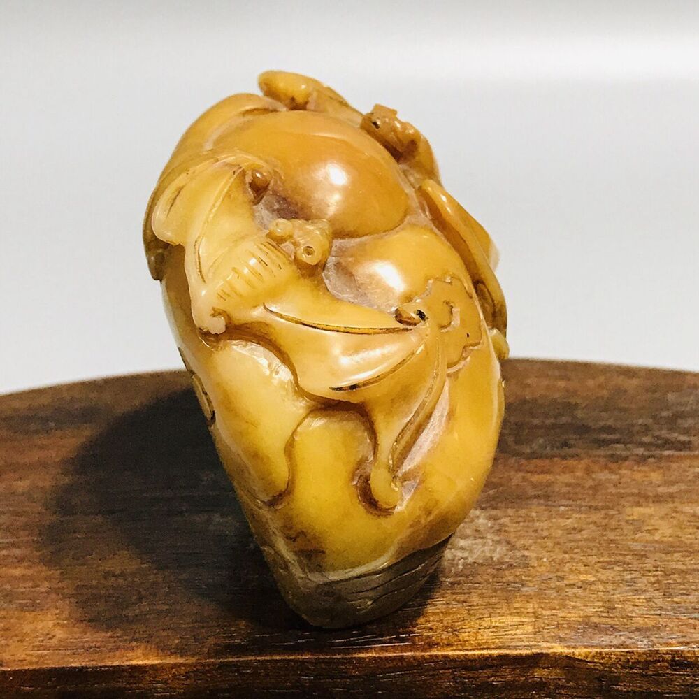 Chinese Shoushan Tianhuang Stone Carving Exquisite Statue Fine Seal Collectible