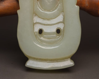 Chinese Natural Hetian Jade Carving Kwan Yin Statue Lucky Jade Pendant Jewelry