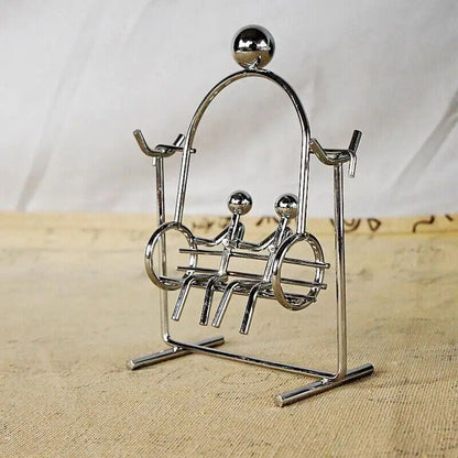 Physics Balance Toys Creative Manual Swing Ball Iron Couple Figurines Desk Decor