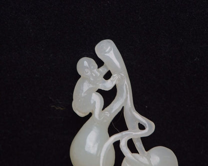 Chinese Top Natural Hetian Jade Carved Exquisite White Jade Pendant Gift Jewelry