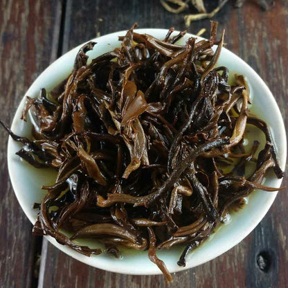 Dian Hong 2023 Year China Yunnan Famous Black Tea With Golden Buds