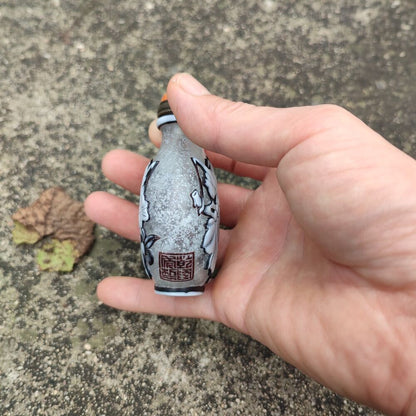Old Peking Glass Snuff Bottle cricket grape Statue Beautiful Carving Sculpture