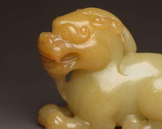 Chinese Old Natural Hetian Jade Hand Carved Beast Statue Nice Figurines Rare Art