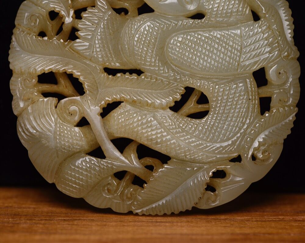 Collection Chinese Hetian Jade Carving Dragon Statue Lucky Jade Pendant Jewelry