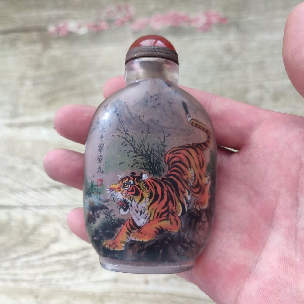 Vintage Chinese Glass Snuff Bottle With Inside Painting Tiger Rare Beautiful Art