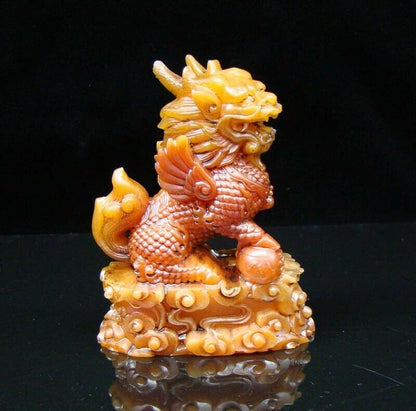 Chinese Shoushan Stone Jade Handmade Carved Statue Lion Exquisite