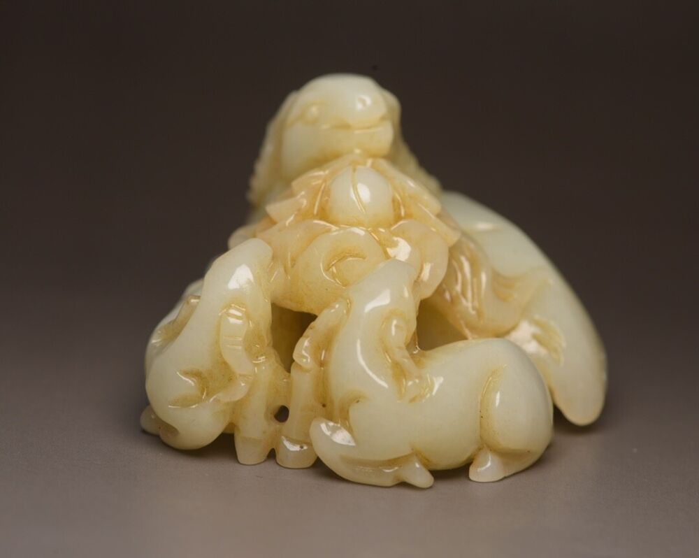 Chinese Old Natural Hetian Jade Carved Sheep Statue Collection Sculpture Artwork