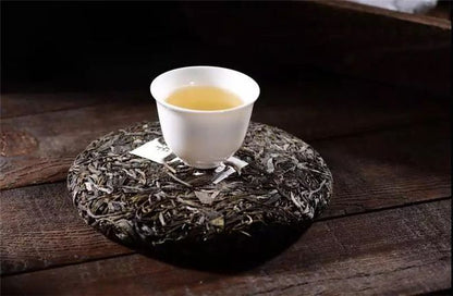 357g Chinese Yunnan Classical Pu-erh Cha Puer Menghai Dayi 7542 Pu'er Tea Cake