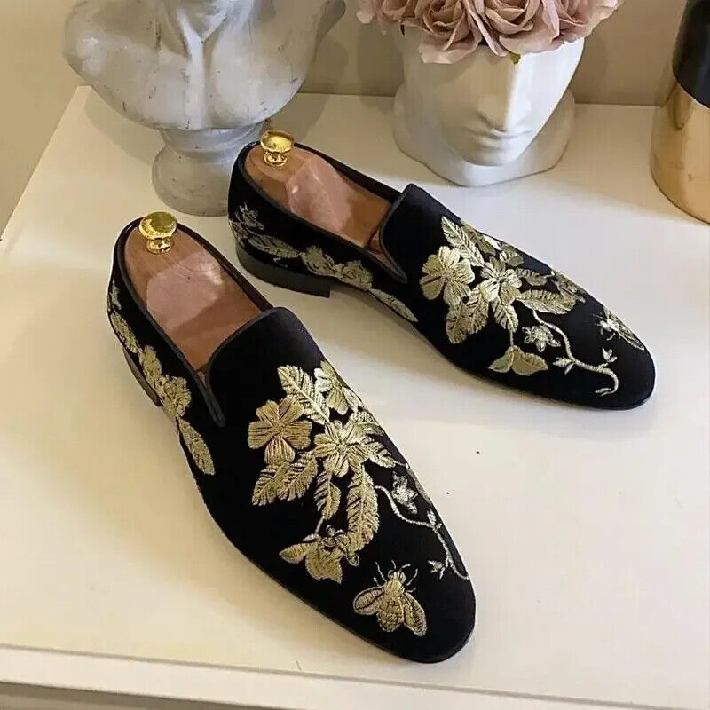 Loafers Men Shoes Black Embroidery Flower Business Casual Shoes