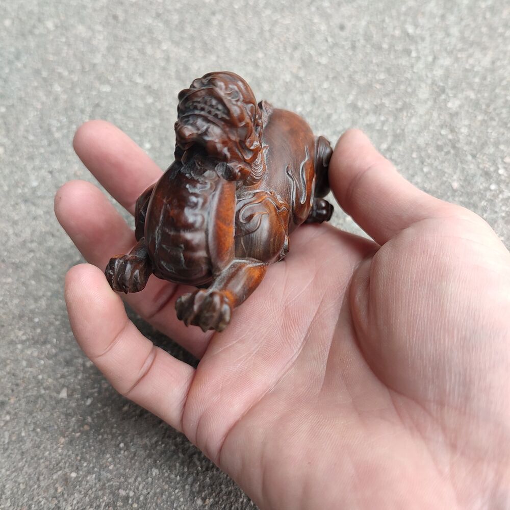 Chinese Unicorn Fabulous Fire Kylin Dragon Statue sculpture Boxwood Carving Gift