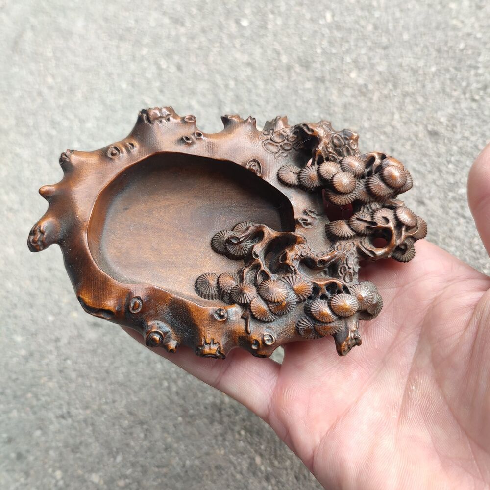 Wooden Carving Ornaments Statue Pine Lovely Woodwork Nature Scene Brush Washer