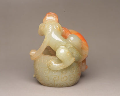 Chinese Antique Hetian Jade Carving Animal Statue Exquisite Thumb Ring Jewelry