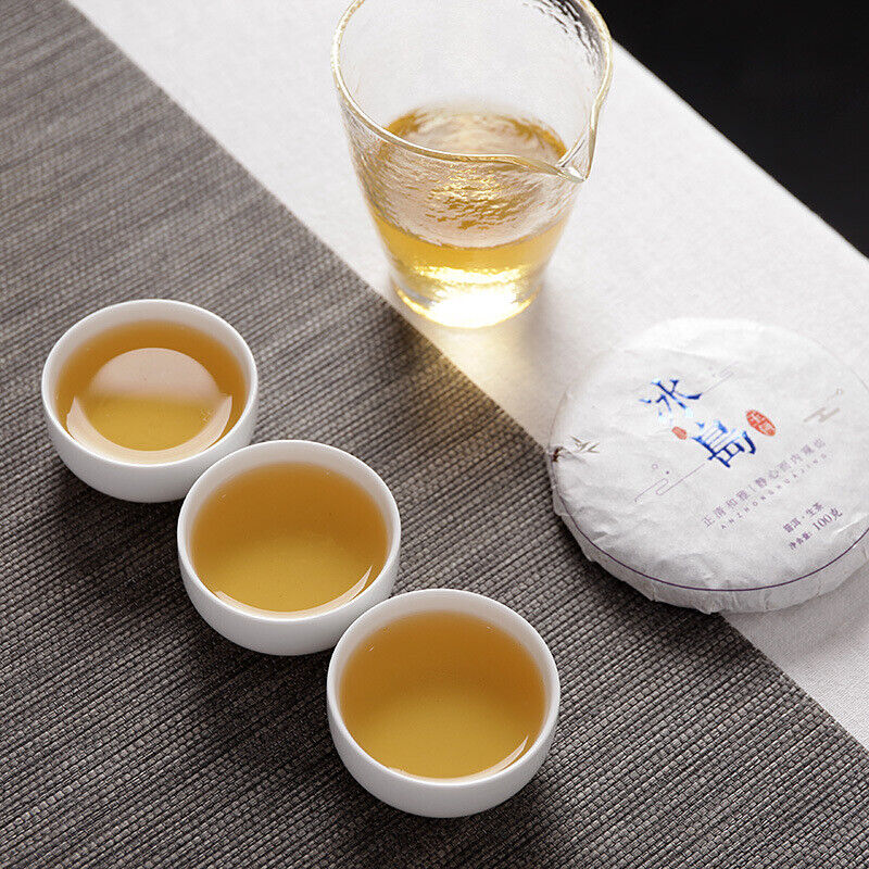 100g Yunnan Pu'er Tea Small Icelandic Pu'er Raw Tea Large Tree Old Tree Tea Cake
