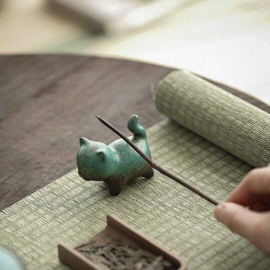 Tea Pet Cute Cat Dark Green Lucky Cat Tea Decorative Figurine