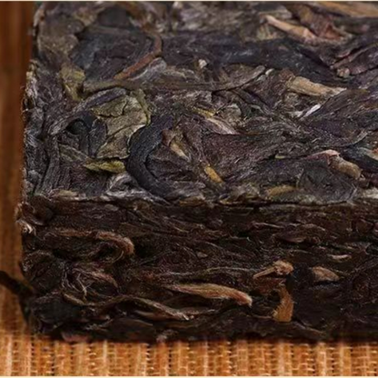 200g Yunnan Yiwu Puerh Raw Tea Brick Pu-erh Shengcha Chinese Natural Pu'er Tea