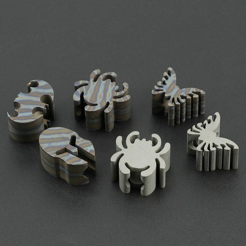 Gray Spider Helmet Butterfly Bat Alloy Knife Bead Titanium Paracord Accessories