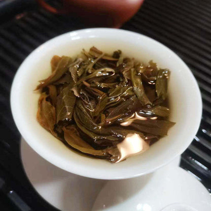 357g Yunnan Pu-erh Raw Tea Cake Early Spring Puerh Shengcha Organic Pu'er Tea