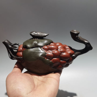 Chinese Yixing Zisha Clay Handmade Exquisite Kung Fu Tea Set Teapot （葡萄 底款：蒋蓉）