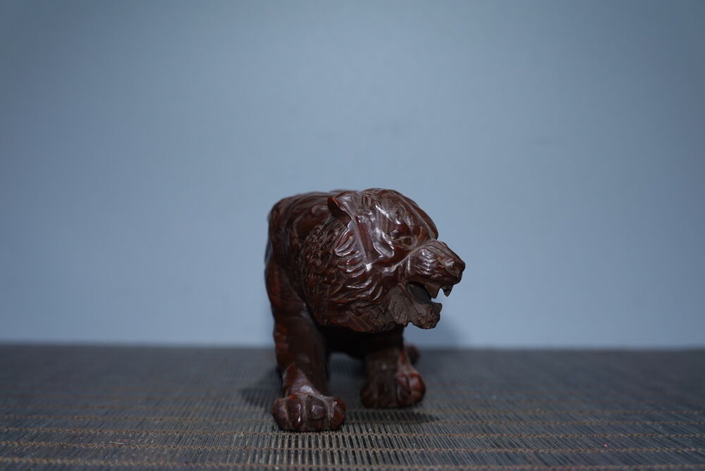 Chinese Wood Carving Boxwood Tiger Figurine Statue Wooden Sculptures Home Decor