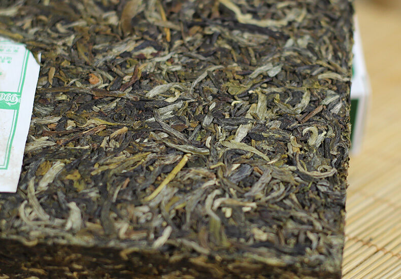 250g Yunnan Haiwan"141 Lao Tong Zhi"Menghai Pu erh raw Tea Cake,9968 er brick
