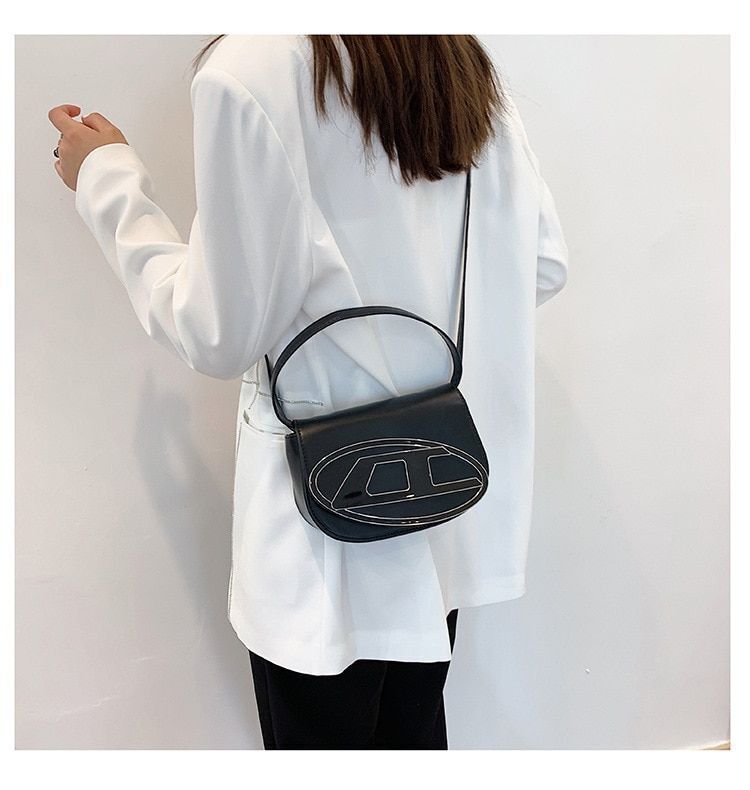 Half Moon Shoulder Bags Pink Stylish Underarm Bag Handbags Purse 19*14*6 CM Pink