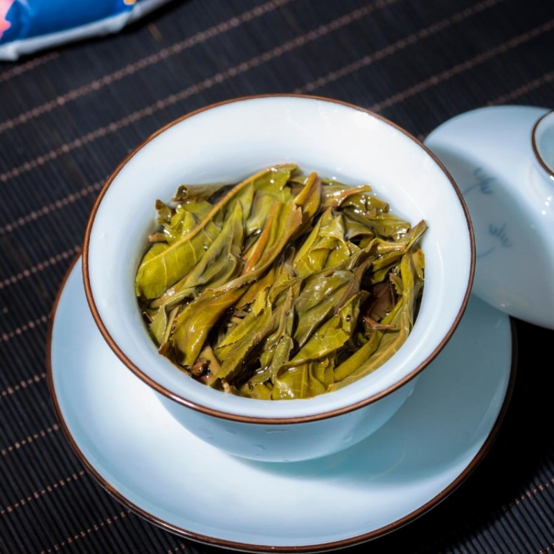 Bent Bow Puerh Tea Raw Tea Cake Yiwu Ancient Tree Spring Tea 357g/12.59oz