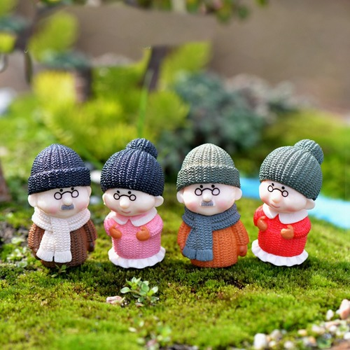 4PCS Resin Crafts Ornament Miniature Figurine Plant Pot Fairy Garden Decor