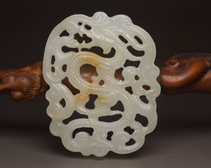 Chinese Natural Hotan Jade Carving Dragon Statue Exquisite Pendant Jewelry Rare