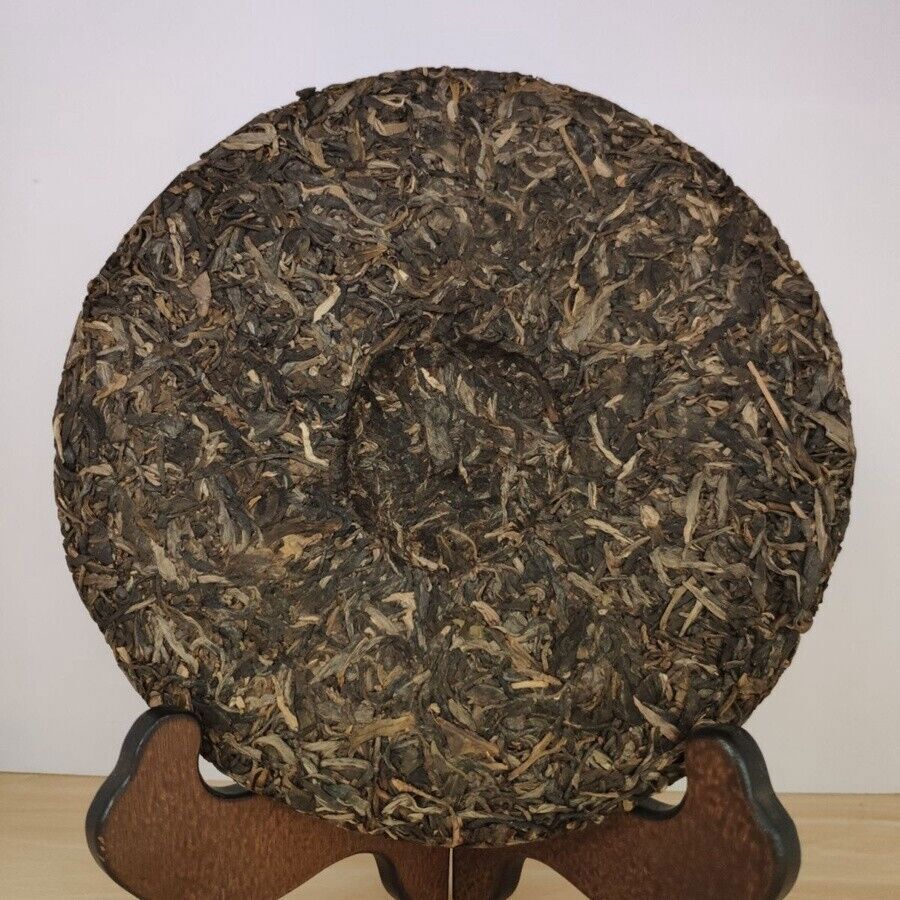 Haiwan Lao Tong Zhi Old Comerade 7548 Pu-erh Tea Cake Sheng 2014 Raw Pu'er 357g