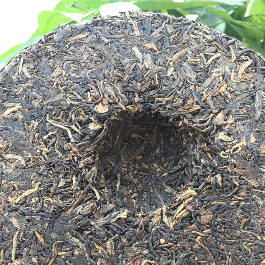 COFCO 2011 China Tea History 60th Anniversary Qizi Cake Tea Pu'er Raw Tea 357g