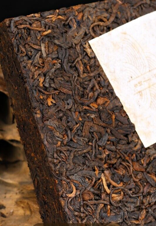 The old tea Puer Ripe Tea Spring Pu' Er Tea Brick Cooked YiWu Puerh Pu'erh tea