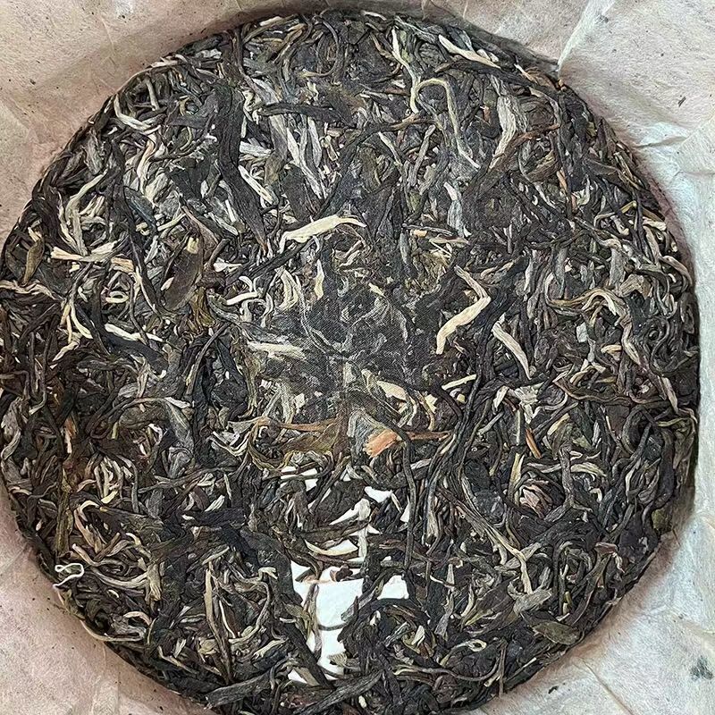 357g Yunnan Qizi Cake Pu'er Old Tree Tea 2015 Icelandic Ancient Tree Tea Cake