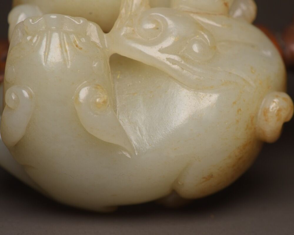 Chinese Old Natural Hetian Jade Carving Antique Beast Statue Nice Figurine Decor