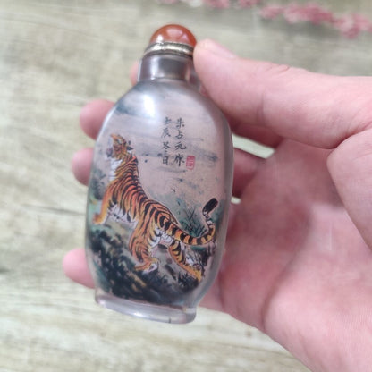 Chinese Reverse Painted Glass Snuff Bottle Inside Forest King Tiger Tigres Gift