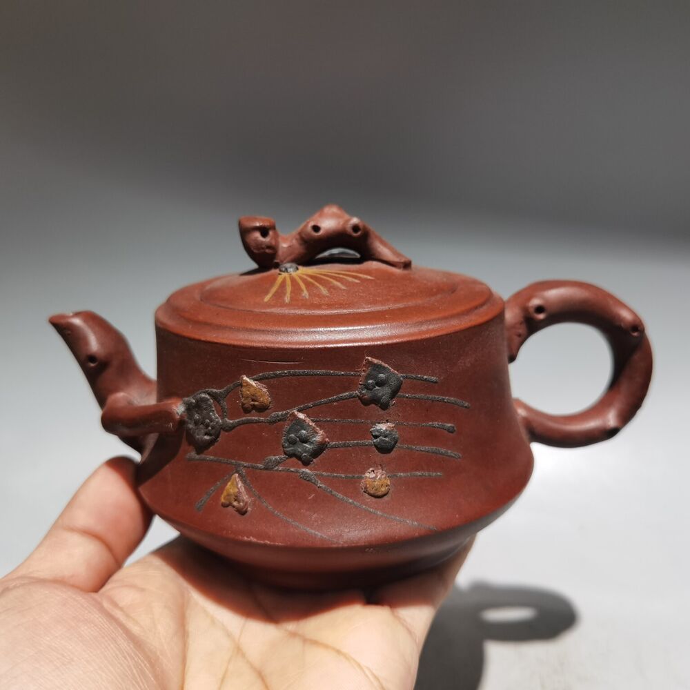 Chinese Yixing Zisha Clay Handmade Kong fu tea Exquisite Teapot品名：双色竹叶壶 底款：周桂珍