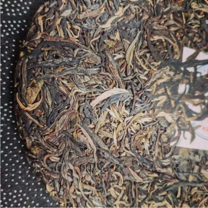 710g Yunnan Pu-erh Raw Tea Spring Iceland Pu-erh ShengTea Cake Organic Pu'er Tea