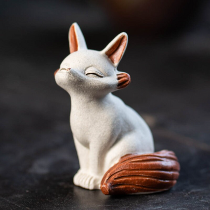 Zisha Clay Teapet White Nine-tailed Fox Tea Animal Tea Accessories