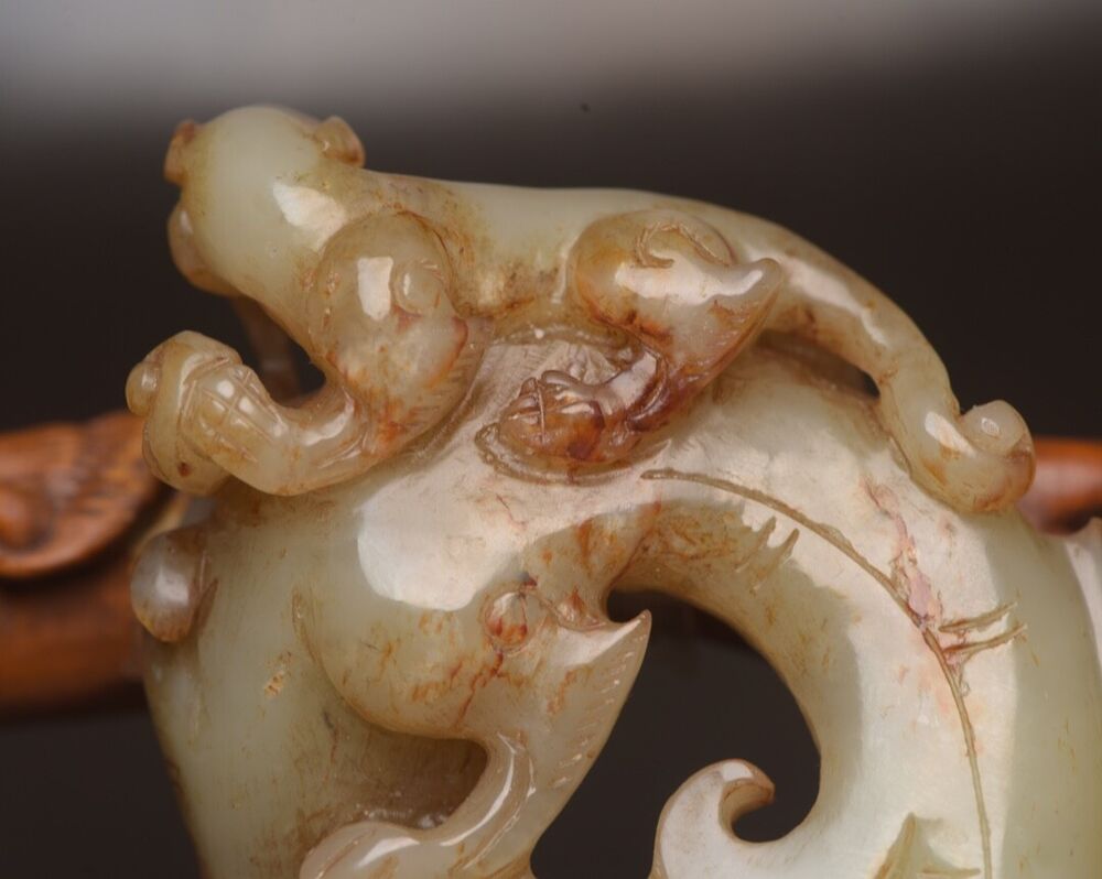 Chinese Antique Natural Hetian Jade Carved Dragon Statue Sculpture Nice Artwork