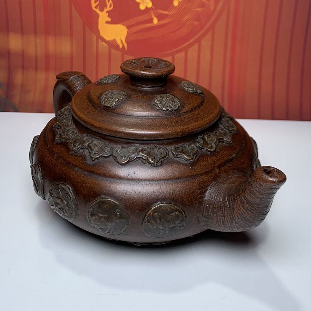 Antique Chinese Yixing Purple Clay Teapot Zisha Ceremony Ceramic Teacup Teapots