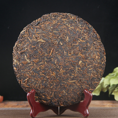 357g Yunnan Ripe Puerh Tea Xishuangbanna Spring Tea Royal Tribute Gold Cake