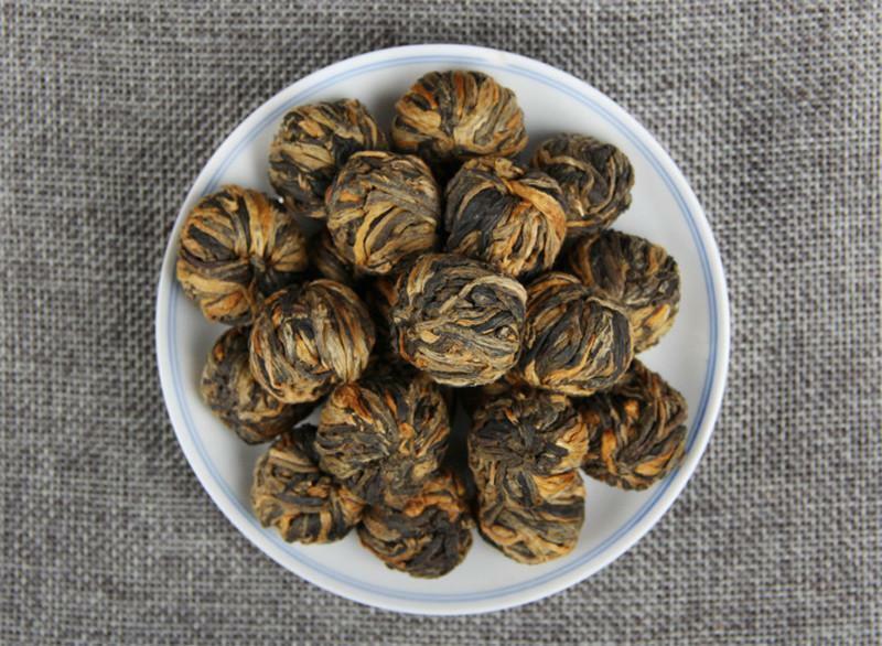 60gChinese Yunnan Dianhong Black Tea Handmade Small Golden Ball Canned Black Tea