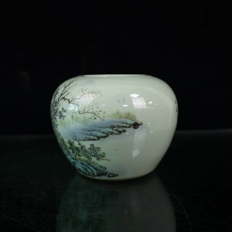 Chinese Jingdezhen Famille Rose Porcelain Hill Water Scenery Pot