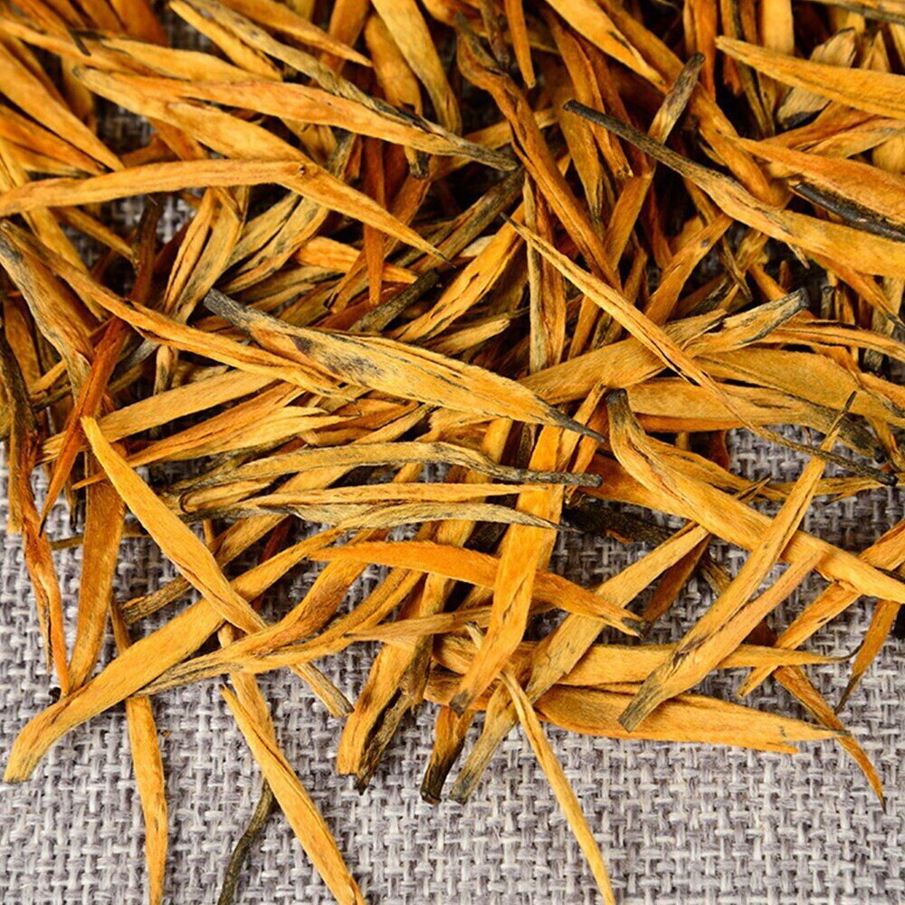 Big Single Bud Black Chinese Tea Yunnan Fengqing Big Golden Needle Tea 100g