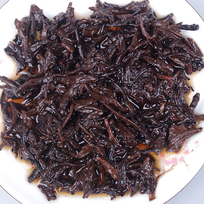 Pu'er Tea 357 Lao Banzhang Mellow Aroma Ancient Tree Tea Ming Qian Spring Tea